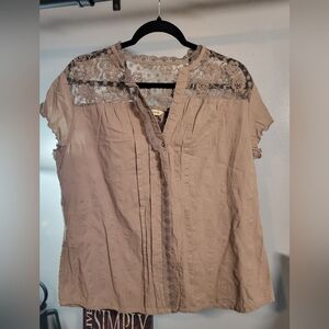 Bit & Bridle Tan Ruffled Short Sleeve Blouse